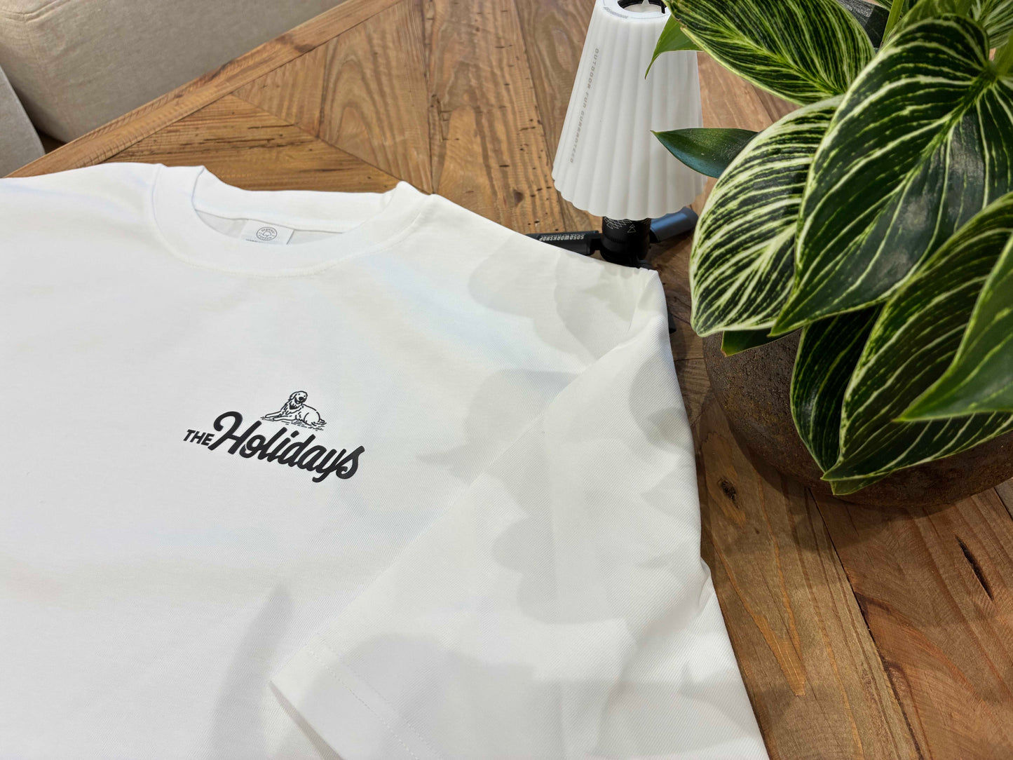 【良質!着心地◎】THE HOLIDAYSオリジナルTshirt(organic cotton100%)寝そべるワンコ